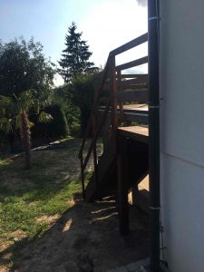 terasa z tepelne upravenej borovice